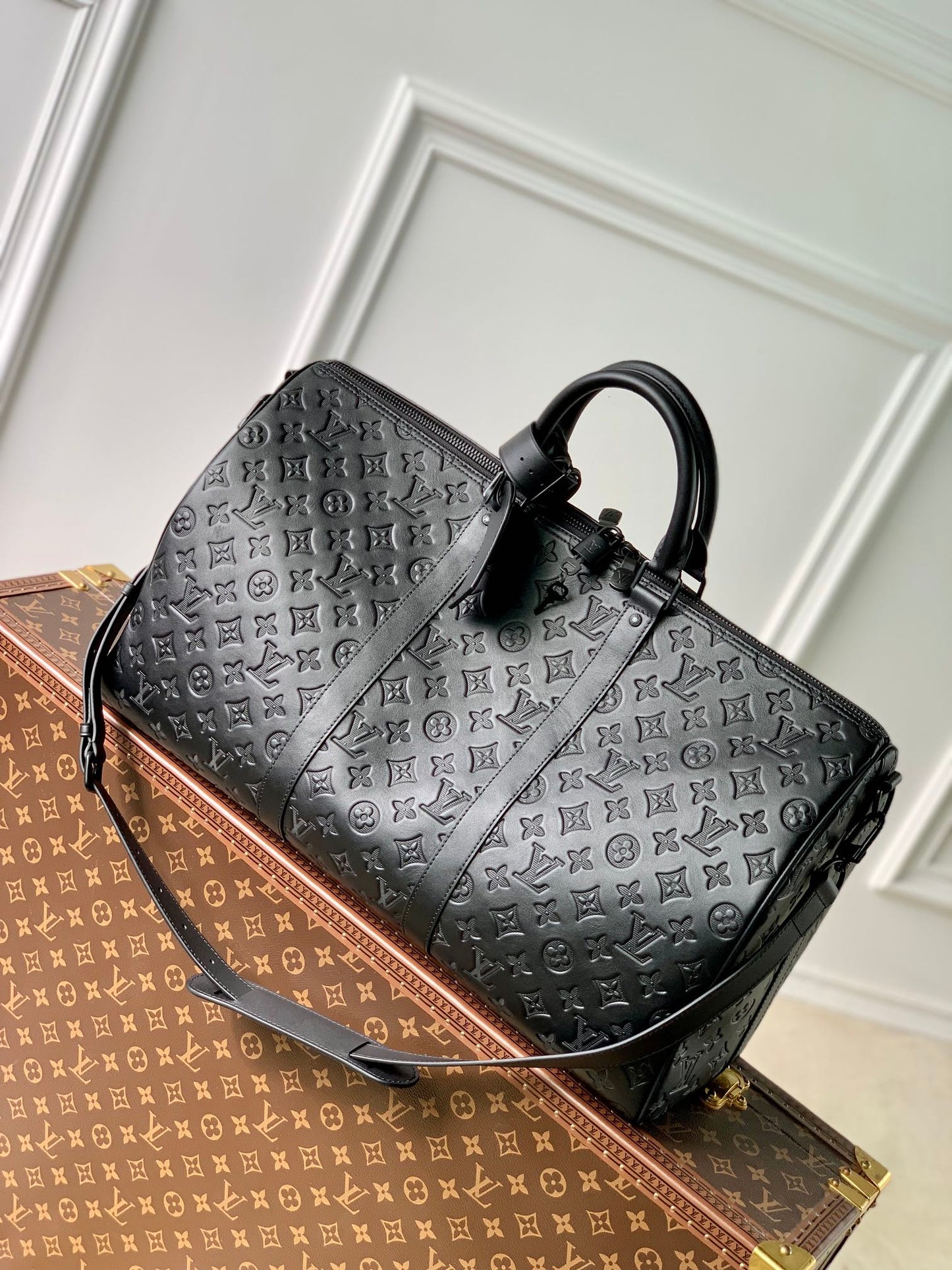 Louis Vuitton Unisex LV Keepall Bandoulière Bag