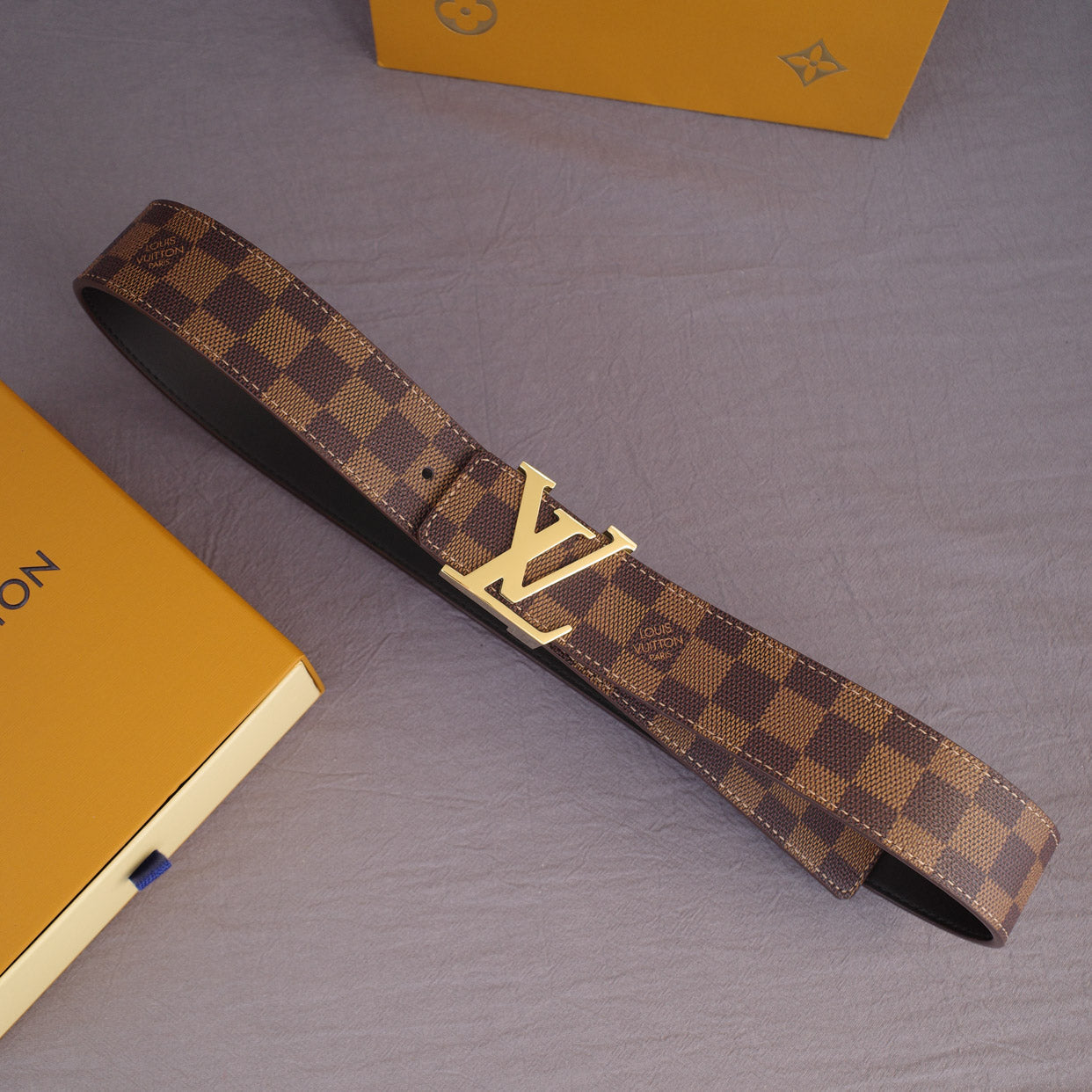 Louis Vuitton belt men women  LV Best Quality