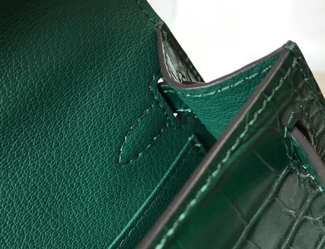 HM Mini Kelly 19 Embossed Patent Emerald Color Bag With Gold-Toned Harware For Women, Handbags, Shoulder Bags 7.5in/19cm