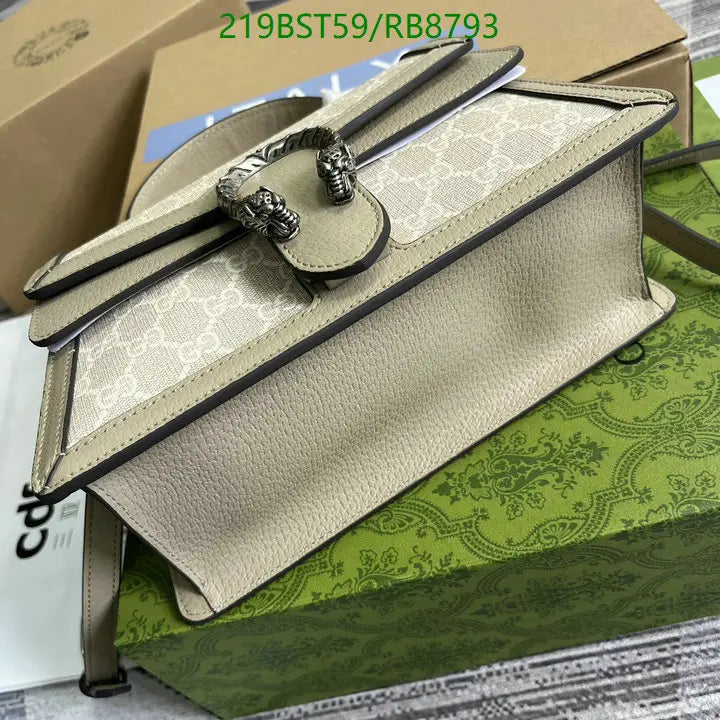 GUCCI Dionysus GG Super Mini Bag