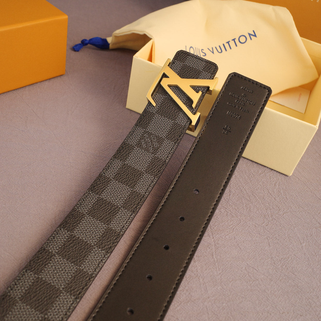 Louis Vuitton belt men women  LV