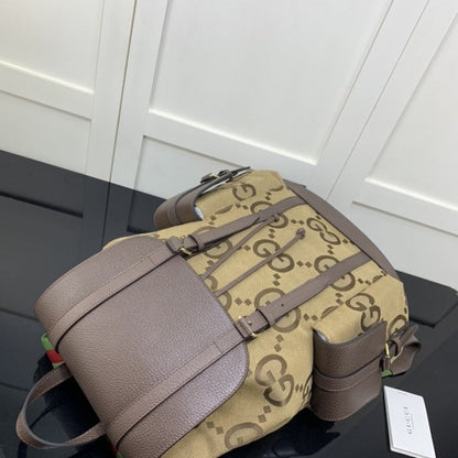 Gucci Backpack with jumbo GG ý678829