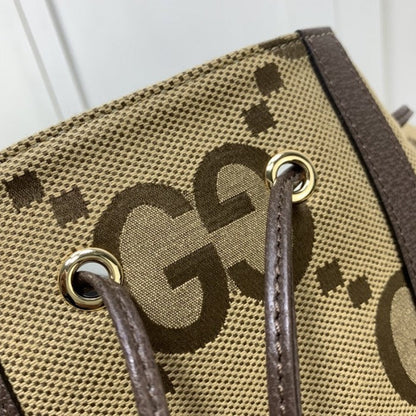 Gucci Backpack with jumbo GG ý678829