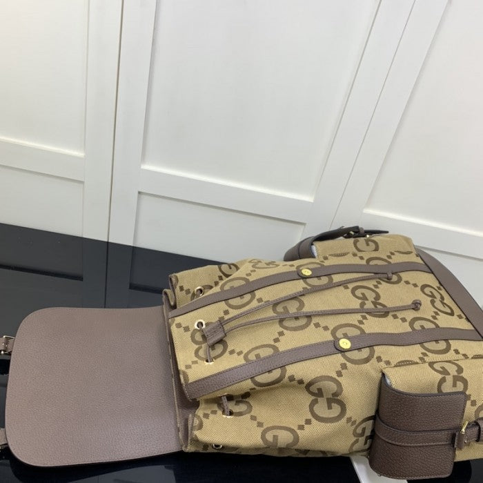 Gucci Backpack with jumbo GG ý678829