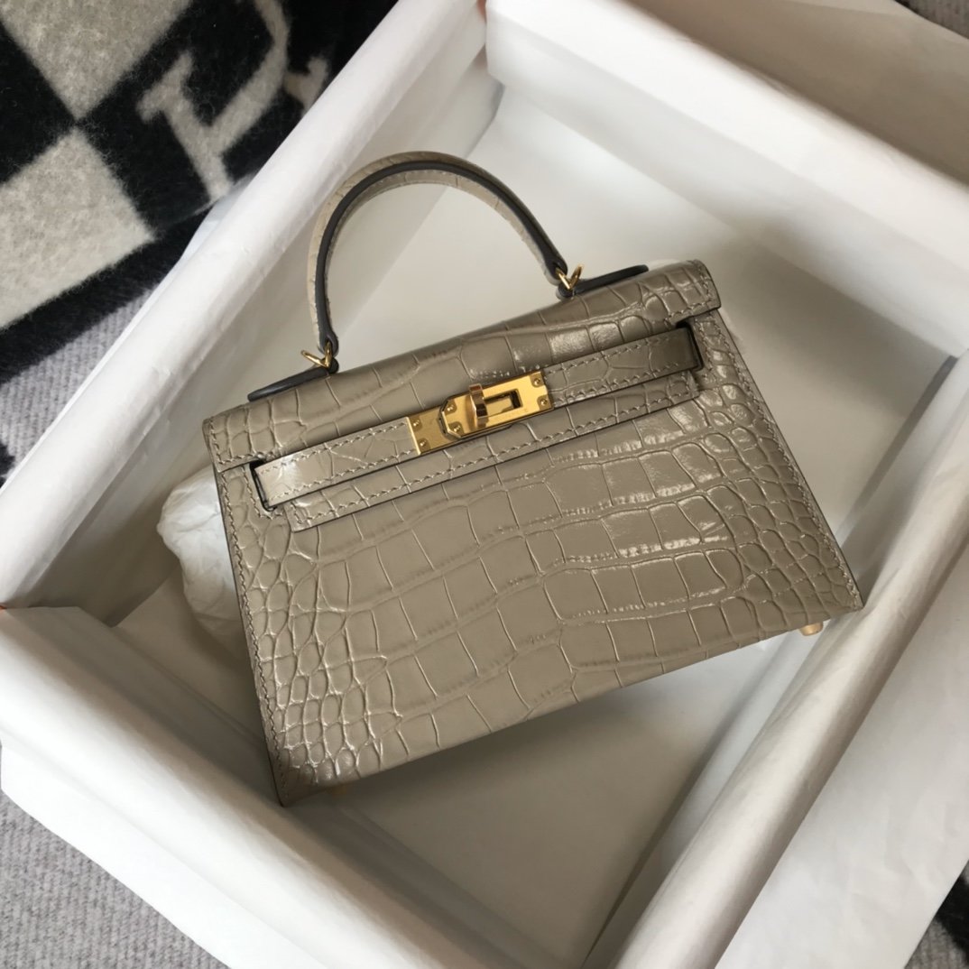 HM Mini Kelly 19 Embossed Patent Light Grey Bag With Gold-Toned Harware For Women, Handbags, Shoulder Bags 7.5in/19cm