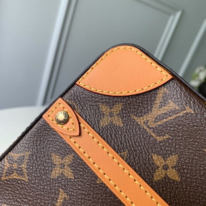 LV soft trunk messenger pm monogram bag M68494