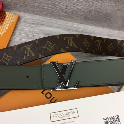 Louis Vuitton LV Initiales 40mm Reversible Belt M0613V