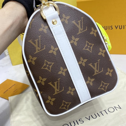 Louis Vuitton Monogram Speedy Bandouliere 25 Bag LV M20754