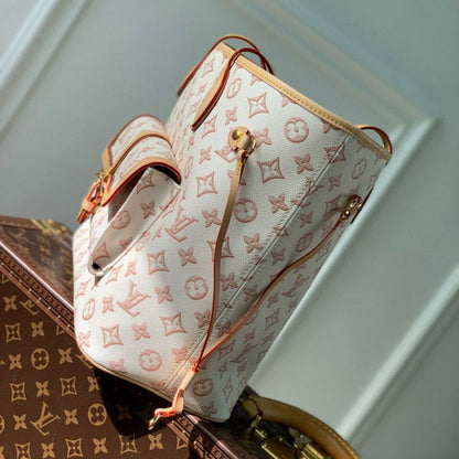 Louis Vuitton Monogram coated canvas Neverfull MM M20921