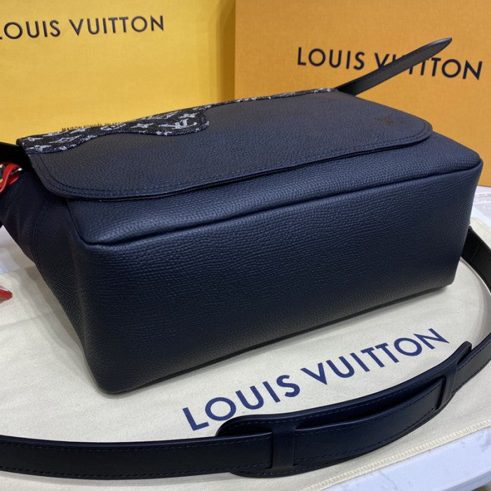 Louis Vuitton Monogram Denim Besace Tokyo M45971