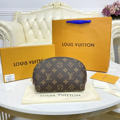 Louis Vuitton Cosmetic Pouch PM LV M47515