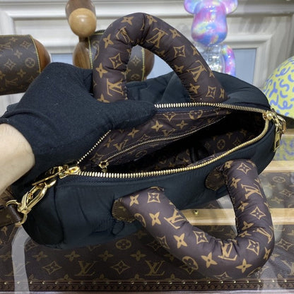 Louis Vuitton Speedy Bandouliere 25 Bag LV M59008