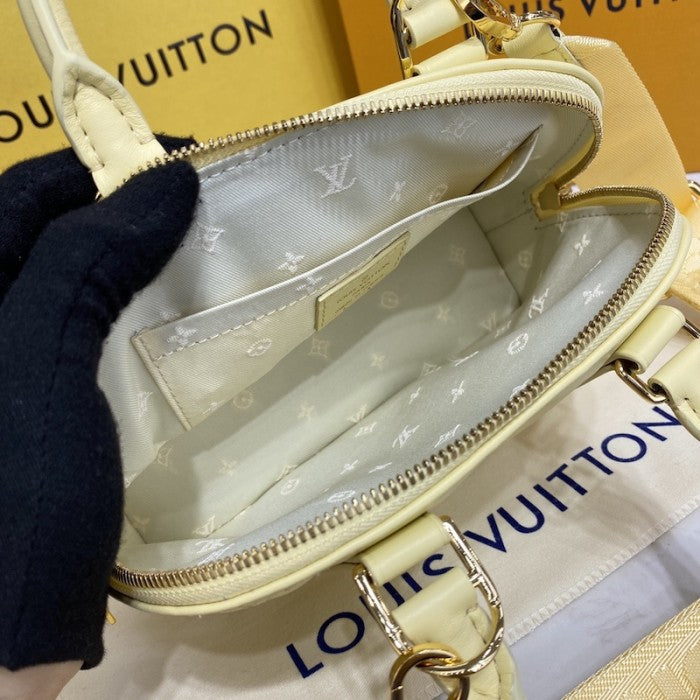 Louis Vuitton Alma BB Bag LV M59821