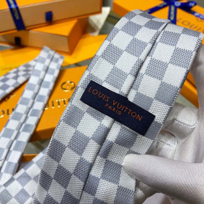 Louis Vuitton Damier Classique Tie M71214