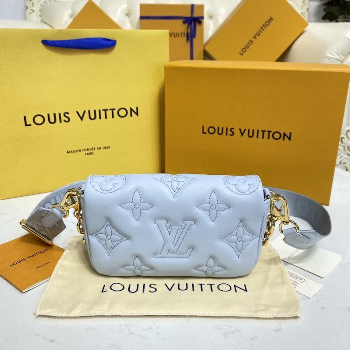 Louis Vuitton Bubblegram Wallet on Strap LV M81399