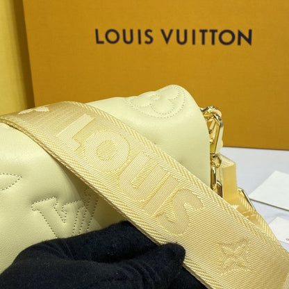 Louis Vuitton Bubblegram Wallet on Strap LV M81400