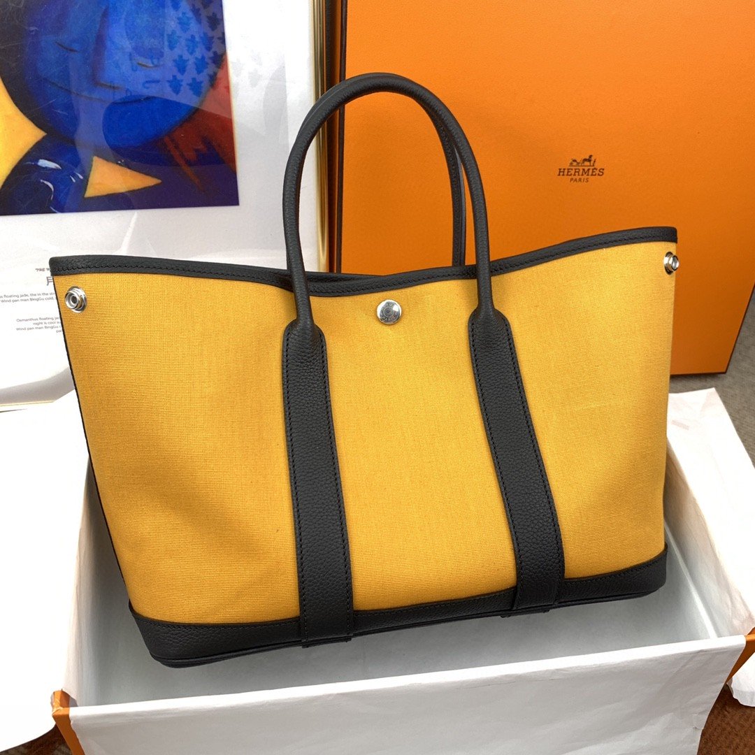 HM Garden Party 36 Canvas Tote Bag Yellow/Black For Women, Women’s Handbags, Shoulder Bags 14.2in/36cm