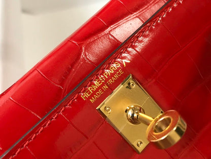 HM Mini Kelly 19 Embossed Patent Sellier Red Bag With Gold-Toned Harware For Women, Handbags, Shoulder Bags 7.5in/19cm