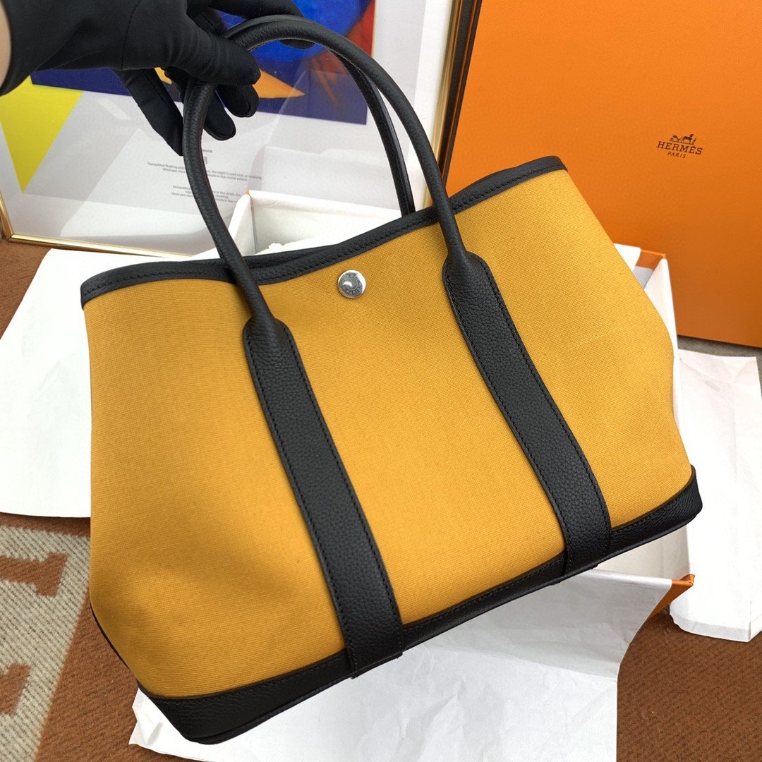 HM Garden Party 36 Canvas Tote Bag Yellow/Black For Women, Women’s Handbags, Shoulder Bags 14.2in/36cm