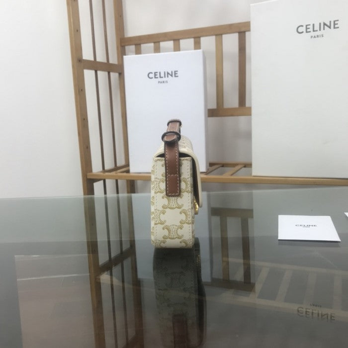 Celine Shoulder Bag Triomphe in shiny calfskin and canvas