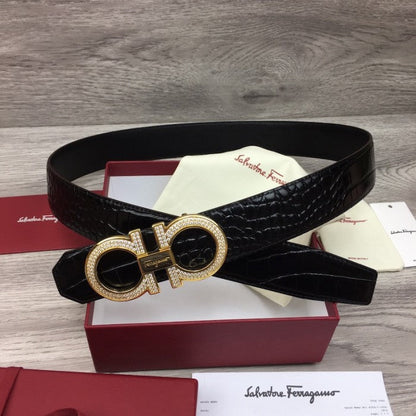 Ferragamo adjustable Gancini belt black croc skin / gold diamond buckle