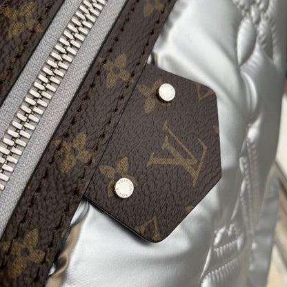 Louis Vuitton Maxi Bumbag LV M20971